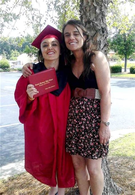 Mom Wears Same Dress To Graduation That Got Her Daughter Sent Home Short Dresses Dress How