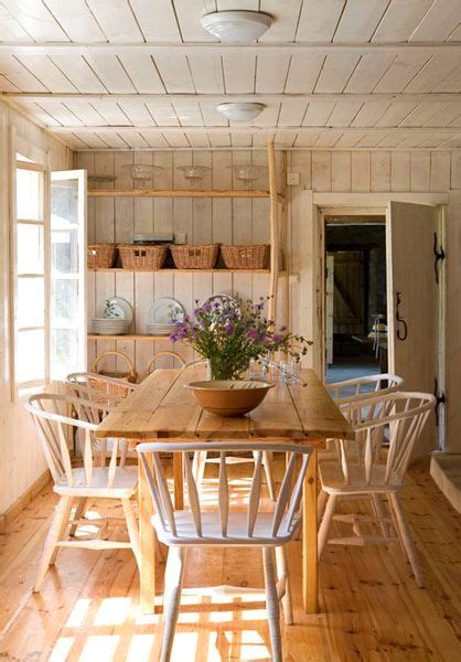 8 Rustic Farmhouse Dining Rooms Perfect For Big Families