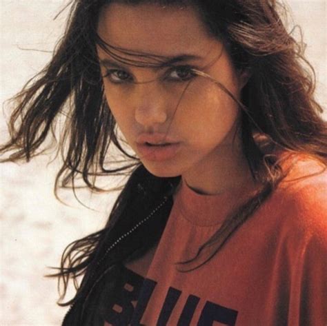 Angelina Jolie 20 Years Old Angelina Jolie Movies