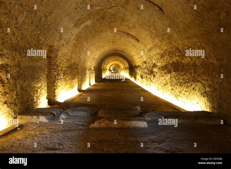 Roman Tunnel Stock Photo Alamy