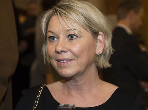 Explore tweets of monica mæland facts @monica_facts on twitter. «Tidsminister Monica Mæland har besluttet at alle kan sove ...