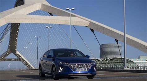 Hyundai Ioniq Híbrido Ficha Técnica Descripción General Detalles Y