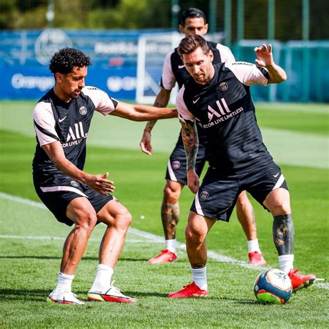 Max Sports Lionel Messi Training Psg