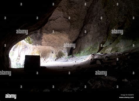 Monfrotto Grotto Washington State Historical Cave Dwelling Stock Photo