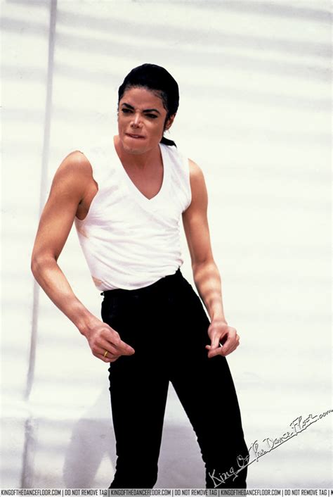 Michael Jackson In The Closet 1992