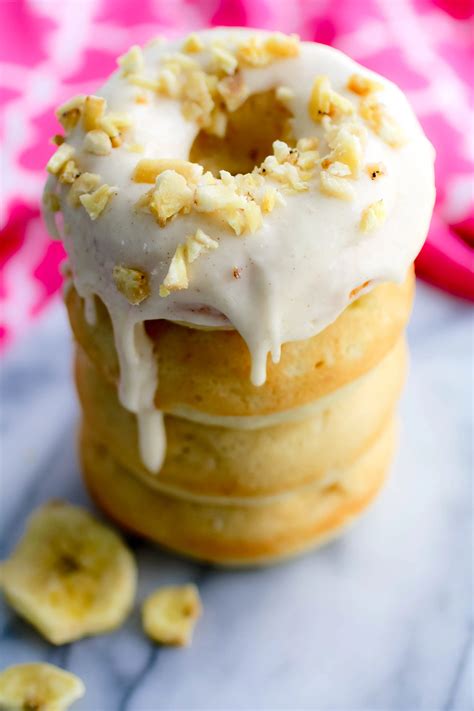 Banana Donuts With Cinnamon Cream Cheese Frosting