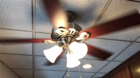 When it comes to ceiling fans, hunter brand is the most trusted and most popular. Hunter Ridgefield II ceiling fan - YouTube