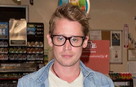 Macaulay Culkin Un Angelito Que Odia A Su Padre Y Su Cercana Relación Con Paris Jackson De