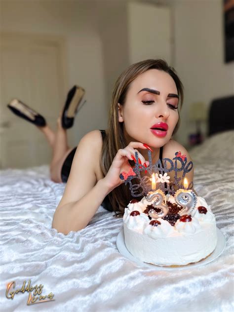 Tw Pornstars Pic Goddess Lena Twitter My Birthday April I M