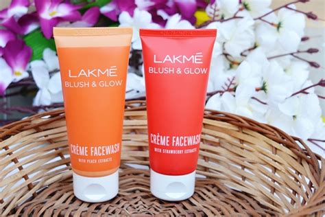 Lakme Blush And Glow Creme Face Washes Review Peach Strawberry