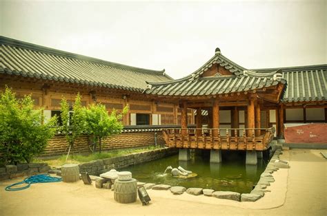 Diana Verdín Jeonjus Hanok Village South Korea