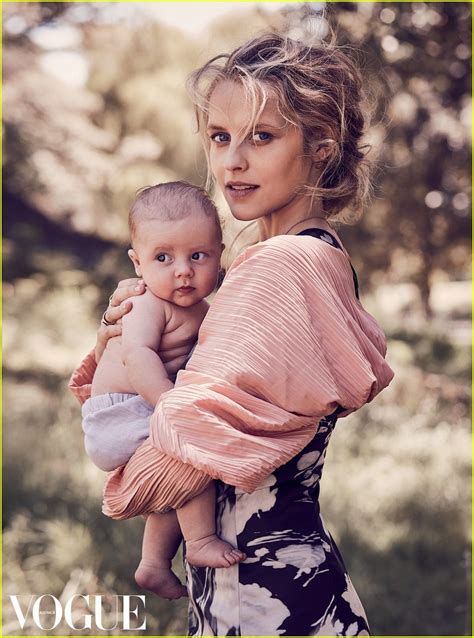 Teresa Palmer Covers Vogue With Sons Bodhi Forest Photo Magazine Teresa Palmer
