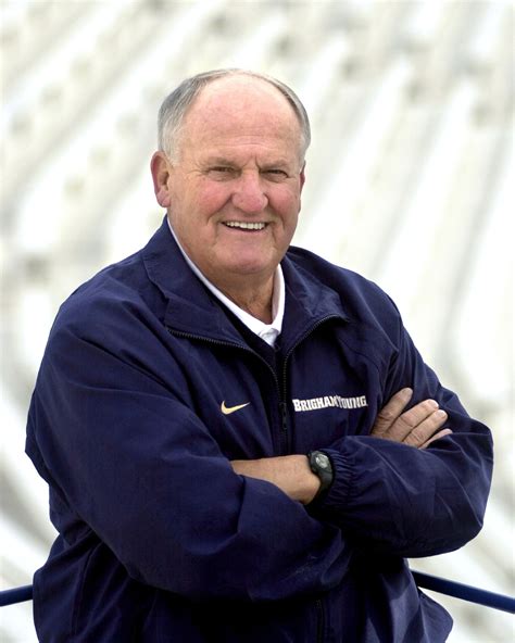 Legendary Hall Of Fame College Football Coach Lavell Edwards Dies At 86