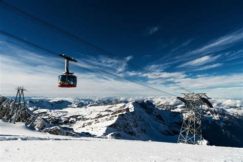 The Worlds Fastest Queue Gobbling Ski Lifts Inthesnow