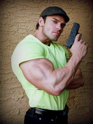 Daily Bodybuilding Motivation Sergio Carpathos Massive And Aesthetic