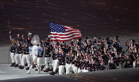 Why Team Usa Wont Dip The American Flag At Olympic Opening Ceremony Rio