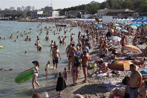 In Russia And Ukraine No Social Distance Masks On Crowded Beaches