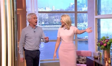 Holly Willoughby Flashes More Than Intended Amid Wardrobe Malfunction