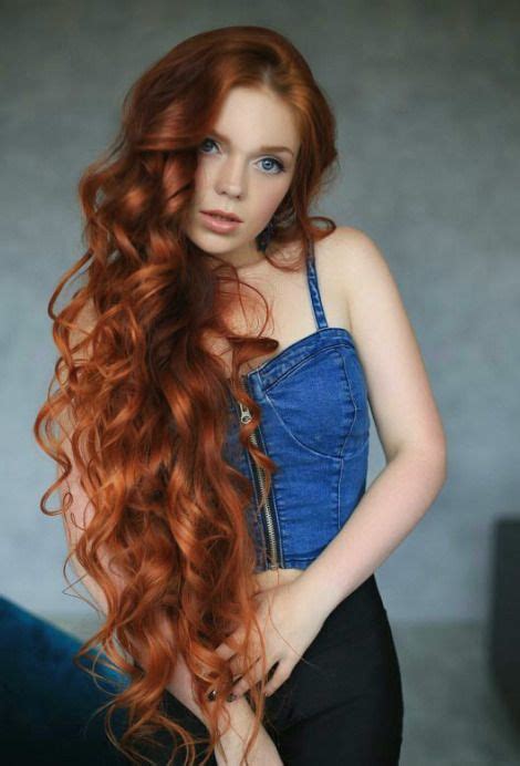Pin By Harold Mccarty On Red Hair Beautiful Red Hair Long Red Hair Red Hair Woman