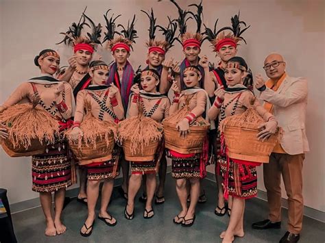 Igorot Tribe Filipino Culture Filipino Clothes Philippines Culture
