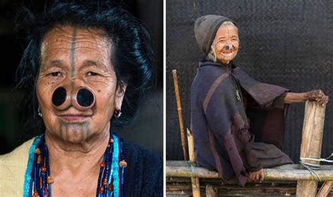 Donne di tribù indiana con naso deformato per non essere rapite