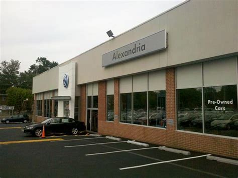 Serving the greater alexandria, la area, our full lineup of quality previously owned vehicles means that you the staff here at alpine motors has been happily serving the alexandria, la area for 20+ years in the automotive industry. Alexandria Volkswagen : Alexandria, VA 22305 Car ...