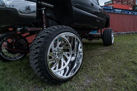 Chevrolet 2500 Sf022 26x16 Specialty Forged Wheels