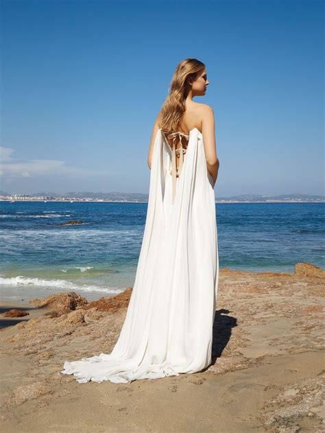 Elisabeth Erm Enchants In Bridal Dresses For Vogue Mexico Editorial
