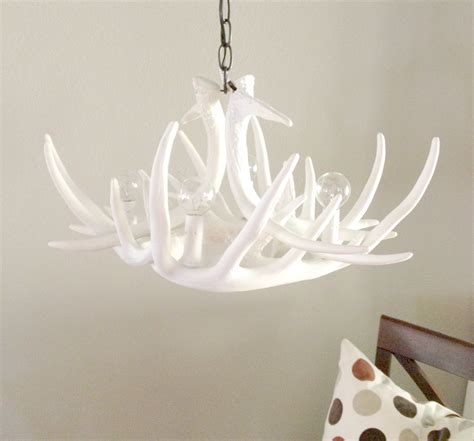 64,685 white chandelier products are offered for sale by suppliers on alibaba.com, of which chandeliers & pendant lights accounts for 79%, led ceiling lights accounts for 5%, and table lamps & reading lamps accounts for 1%. Pretty White Antler Chandelier - HomesFeed