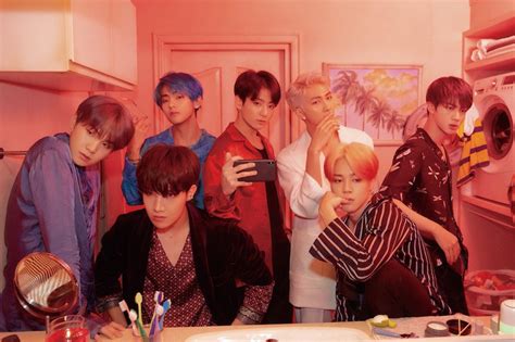 Boy with luv is a song recorded by south korean boy band bts, featuring american singer halsey. BTS(防弾少年団)「Boy With Luv」 | ハンドレッドのぶろぐ