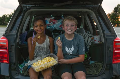 The screenplay, written by hossein amini, is based on james sallis's 2005 novel of the same name. Team Whiteman children eat popcorn during drive-in movie event