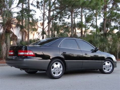 Clean all the bells and whistles for a 2000 luxury sedan: Sell used 2000 LEXUS ES300 PLATINUM EDITION * NO RESERVE ...