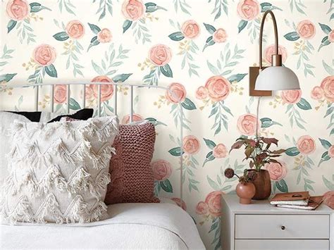 Magnolia Home By Joanna Gaines Wallpaper In 2020 Magnolia Homes