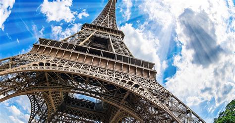 Eiffel Tower Skip The Line Tickets And Guided Tours In Paris Musement