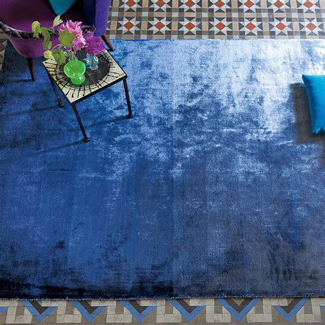 Designers guild teppiche designed von tricia guild. Teppich mit Farbverlauf von Designers Guild auf DECO.de