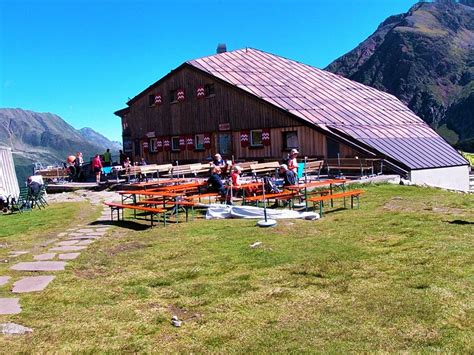 Austria Stubai Alps Hut To Hut Hiking Bigtime Aventura