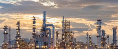North Americas Largest Refinery Restarts Units After Overhaul Big Oil