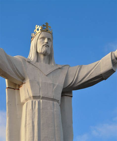 The Jesus Christ The King Statue In Poland Great Line
