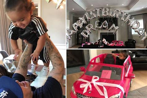 rob kardashian throws dream huge party for first birthday and buys her a mini pink suv the