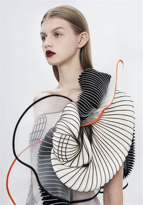 innovative fashion collection designed with 3d printing technology