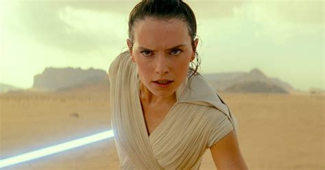 Star Wars Theory A Forgotten Prequels Character Could Be Reys Grandmother