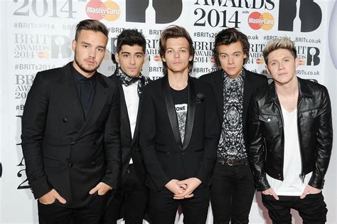 One Direction Receive Global Success Honour At The Brit Awards 2014