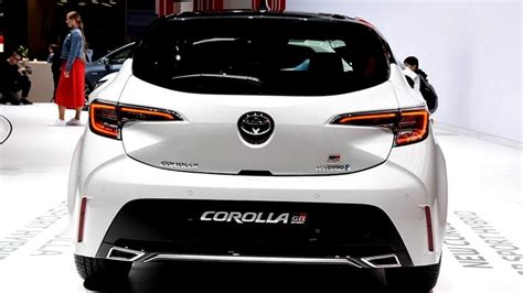 2020 toyota corolla debuts with new styling, more power. 2020 TOYOTA COROLLA GR SPORT - EXTERIOR AND INTERIOR ...