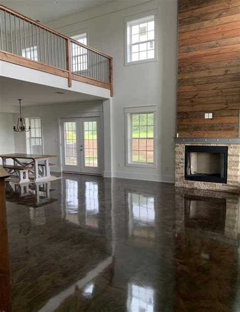 Spacious and bright, open concept ranch floor plans bring a lot to the table when it comes to modern home design. Open concept, epoxy flooring, barndominium home | Metal ...