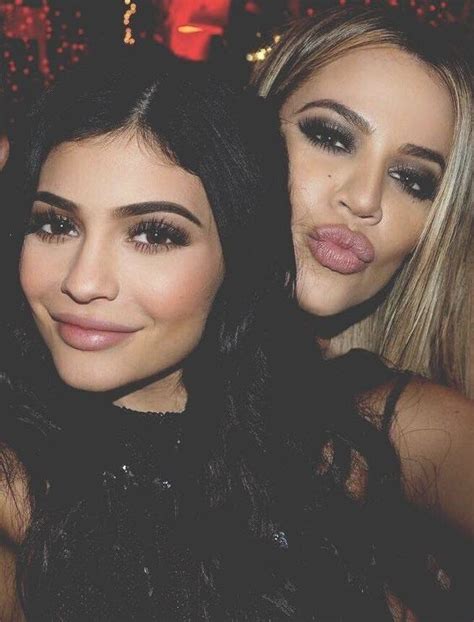 kylie and khloe kylie jenner photoshoot kardashian kylie jenner kylie jenner style