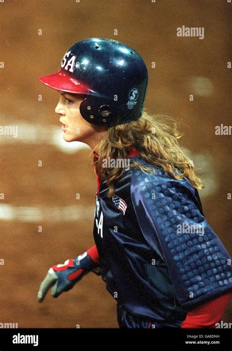 Sydney 2000 Olympic Games Womens Softball Final Michele Smith Usa