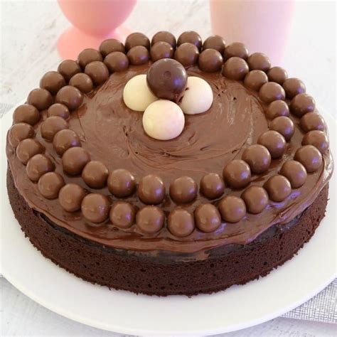 Saupoudrez le fond de noix de coco râpée avant d'y versez la pâte. Thermomix Chocolate Cake | Recipe | Thermomix chocolate ...