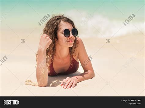 Sexy Tanned Fit Girl Image And Photo Free Trial Bigstock