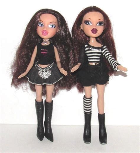 2 bratz doll roxxi and phoebe twins treasures pirate redress clothes boots 1979064775