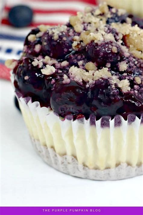 Mini Blueberry Cheesecakes With Crumble Topping